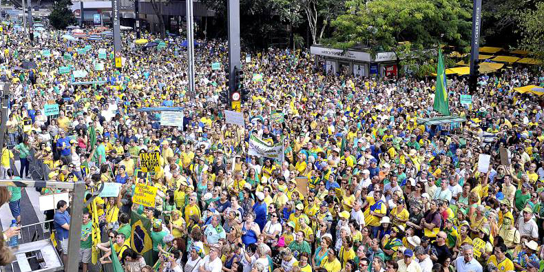edit-protesto-veja-segunda-parte03