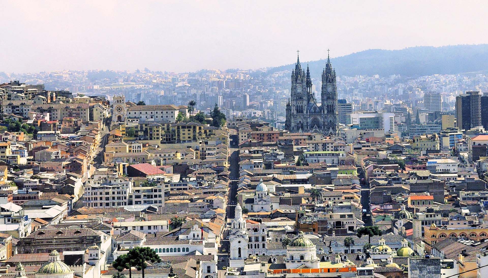 Ecuador- Equipo multidisciplinario para desarrollar paquete de conocimientos sobre cambio climático