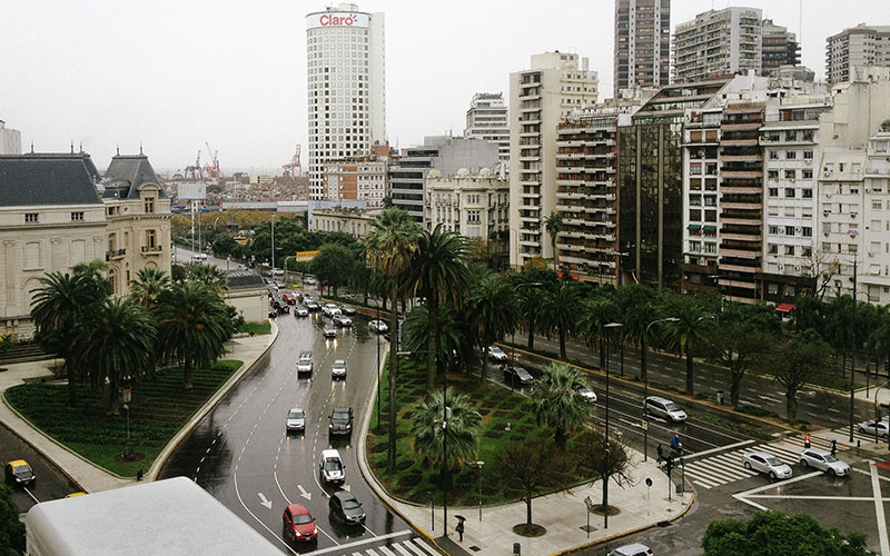 Argentina-Consultoría-Senior-para-identificación-de-oportunidades-de-inversion
