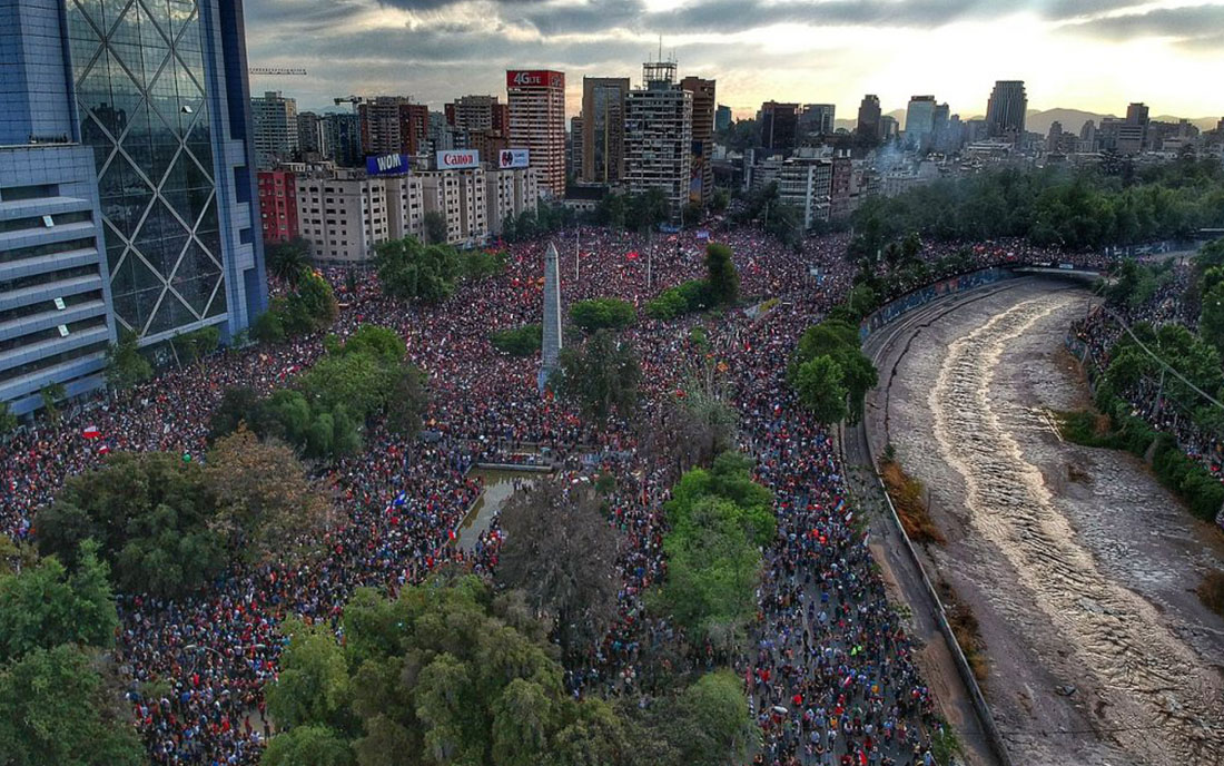 LA-DEMOCRACIA-INTERPELADA